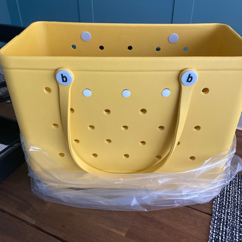 🍋 Original Bogg Bag 🍋 Yellow Me There 🍋 BNWT